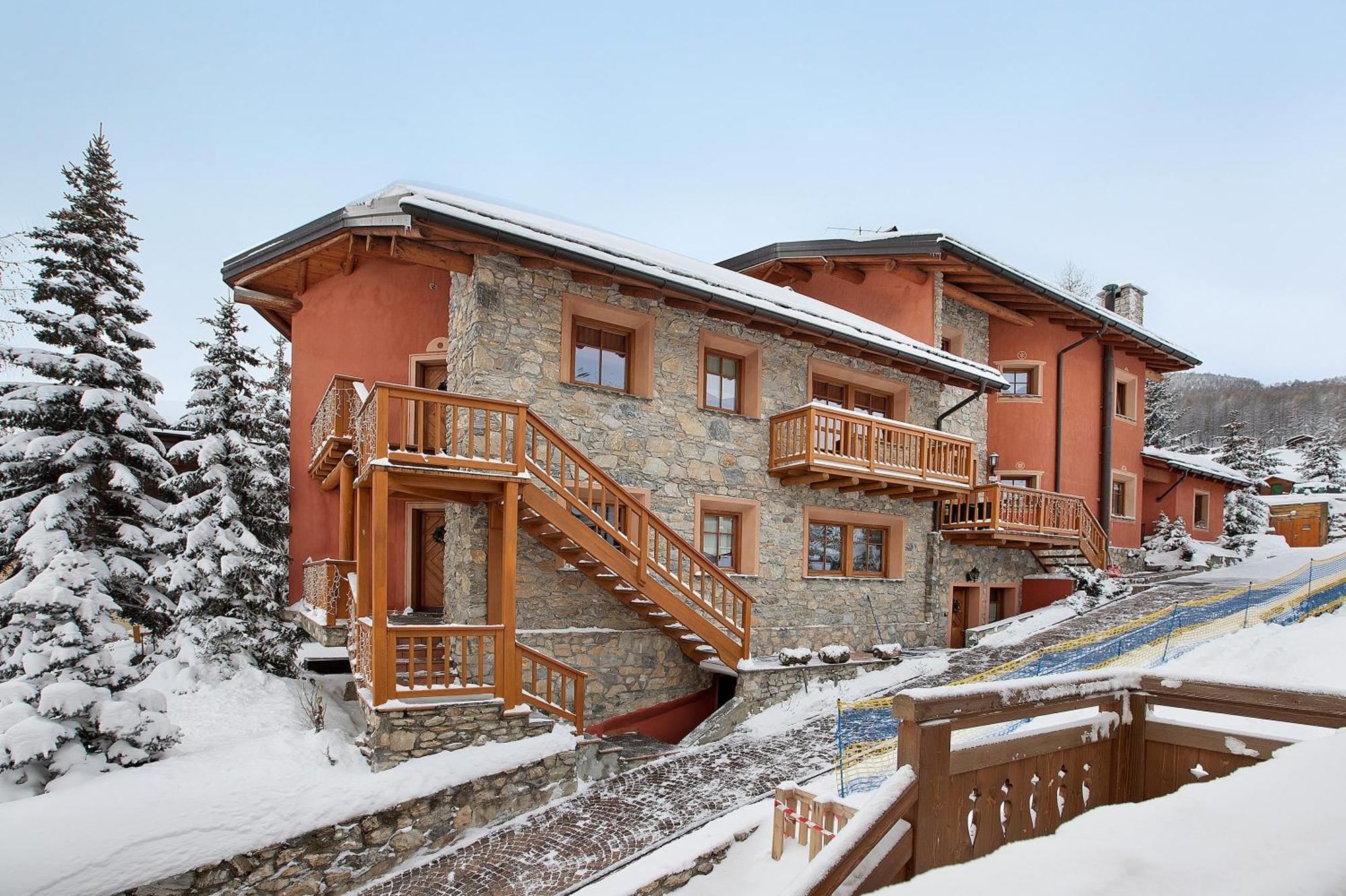 Alba Nordica Apartment *